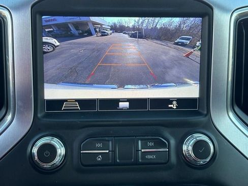 Used 2020 GMC Sierra 1500 Elevation w/ Elevation Value Package image 20