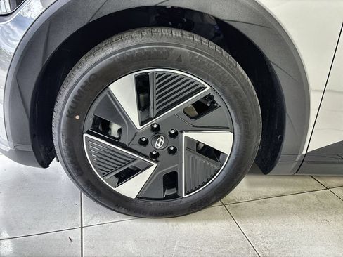 New 2026 Hyundai Ioniq 5 SEL AWD/4WD image 18