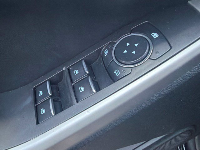 Used 2023 Ford Explorer XLT AWD/4WD image 24