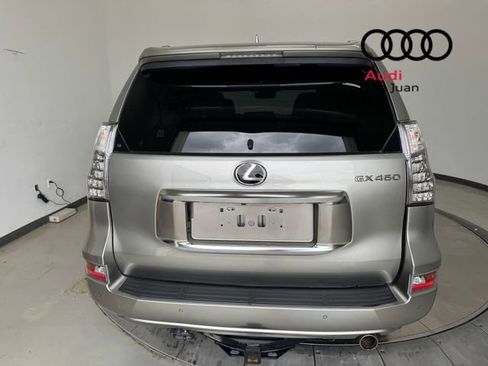 Used 2020 Lexus GX 460 Luxury w/ Accessory Package AWD/4WD image 34