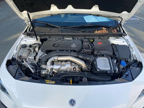 Certified 2025 Mercedes-Benz CLA 250 4MATIC image 16