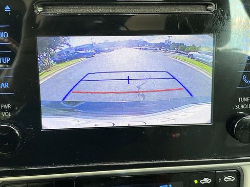 Certified 2018 Toyota Corolla LE FWD image 16