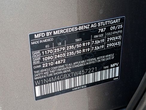 New 2026 Mercedes-Benz GLB 250 image 36