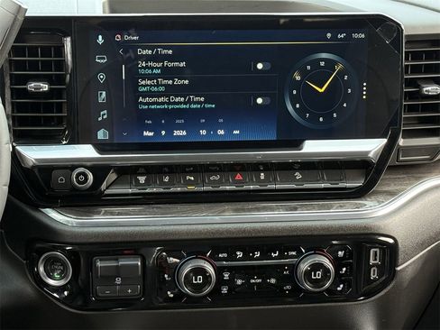 Certified 2024 Chevrolet Silverado 2500 LTZ w/ LTZ Convenience Package image 16