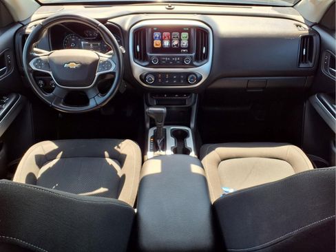 Used 2016 Chevrolet Colorado LT w/ Midnight Edition AWD/4WD image 11