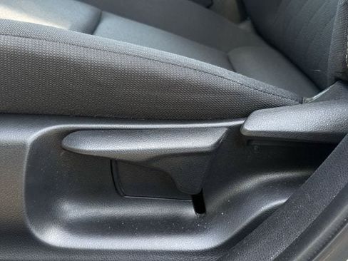 Used 2024 Toyota Corolla LE FWD image 27