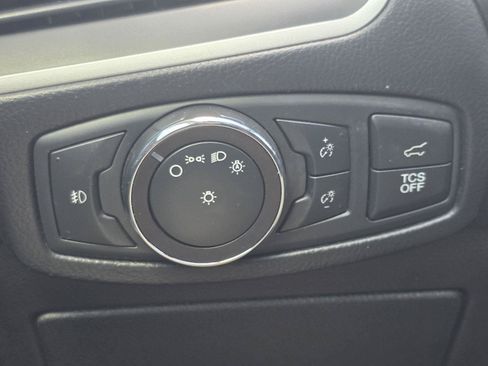 Used 2019 Ford Edge SEL w/ Equipment Group 201A FWD image 10