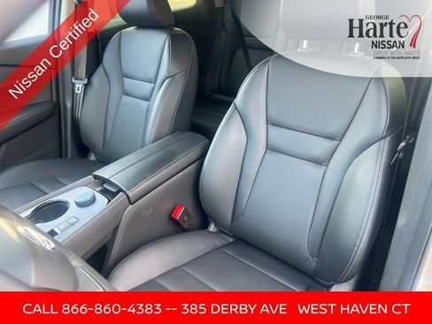 Certified 2025 Nissan Rogue SL image 15