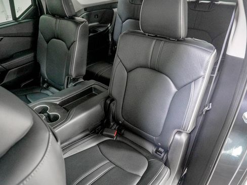 Used 2023 Honda Pilot Elite image 37