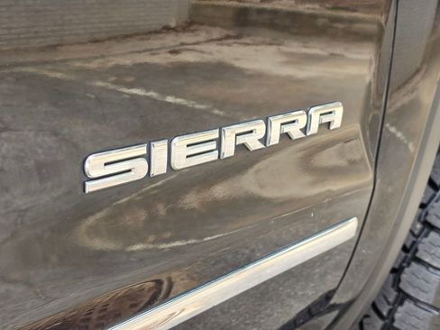 Used 2018 GMC Sierra 1500 SLT AWD/4WD image 48