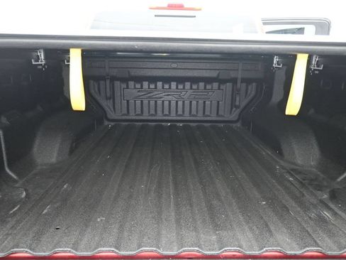 Used 2024 Chevrolet Colorado ZR2 w/ ZR2 Convenience Package III AWD/4WD image 15