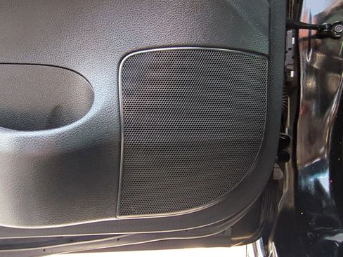 Used 2017 Nissan Sentra S image 15