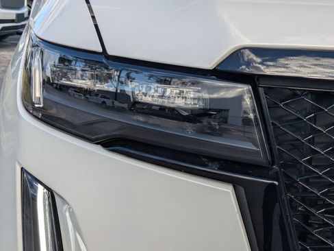 Used 2021 Cadillac Escalade Sport w/ Driver Assist Tech Package image 10