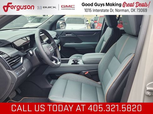 New 2026 GMC Acadia AT4 w/ Luxury Package AWD/4WD image 16