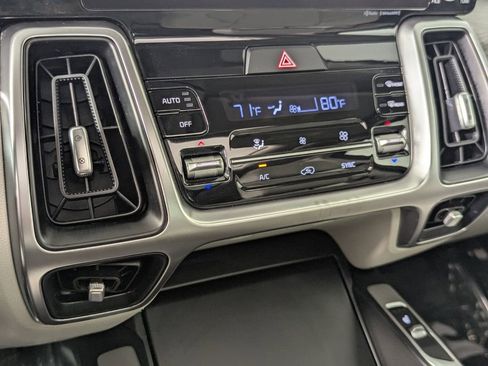 Used 2022 Kia Sorento S w/ Panoramic Sunroof Package AWD/4WD image 22