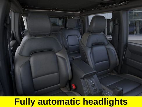 New 2025 Ford Bronco Outer Banks w/ Sasquatch Package image 10