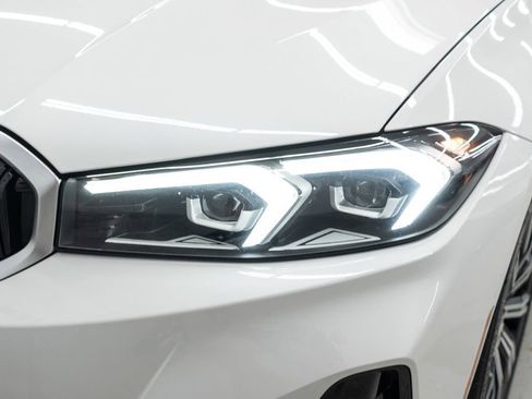 Used 2025 BMW 330i xDrive Sedan w/ Convenience Package image 40