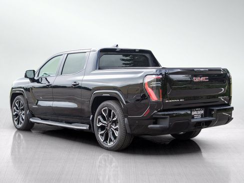 Used 2026 GMC Sierra EV Denali AWD/4WD image 3