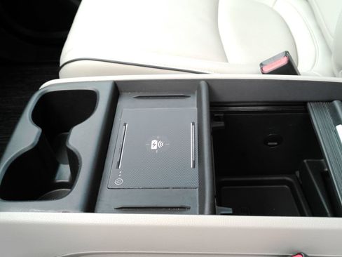 Used 2025 Honda Odyssey Touring image 32