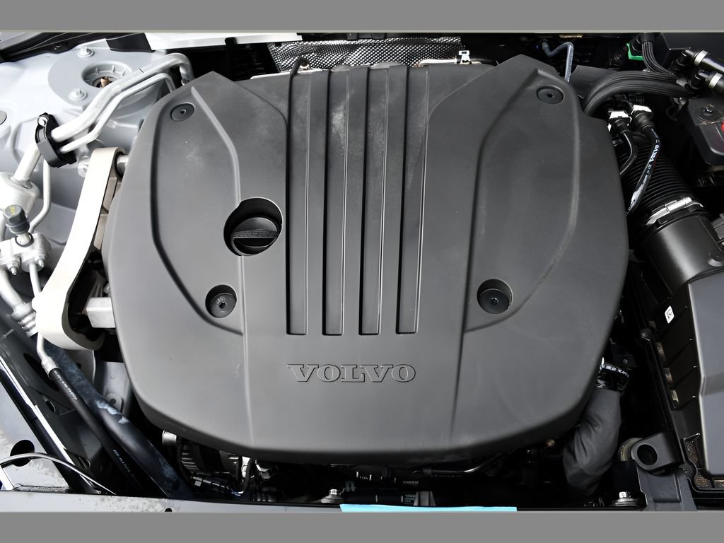 Used 2024 Volvo S60 B5 Plus AWD/4WD image 26