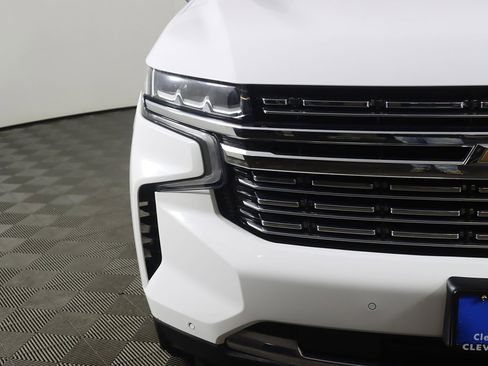 Used 2023 Chevrolet Suburban Premier image 15