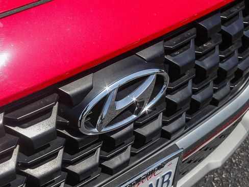 Used 2023 Hyundai Santa Fe SEL image 17