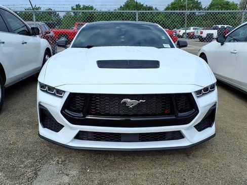Used 2024 Ford Mustang GT image 3