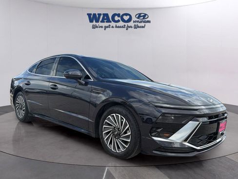 Used 2025 Hyundai Sonata Limited image 10