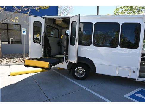 Used 2012 Ford E-350 and Econoline 350 Super Duty w/ Shuttle Bus Prep Pkg image 19