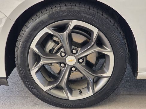 Used 2023 Chevrolet Malibu LT FWD image 11