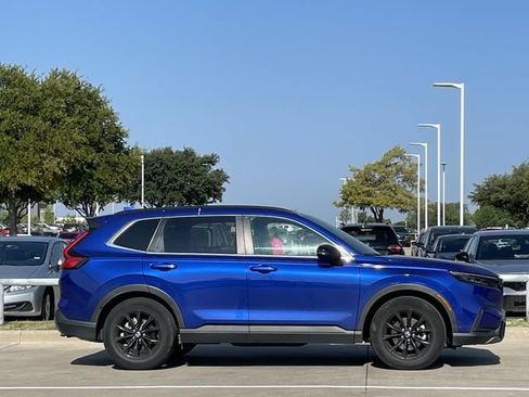 Used 2024 Honda CR-V Sport image 3