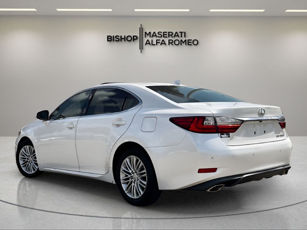 Used 2017 Lexus ES 350 w/ Premium Package FWD image 3