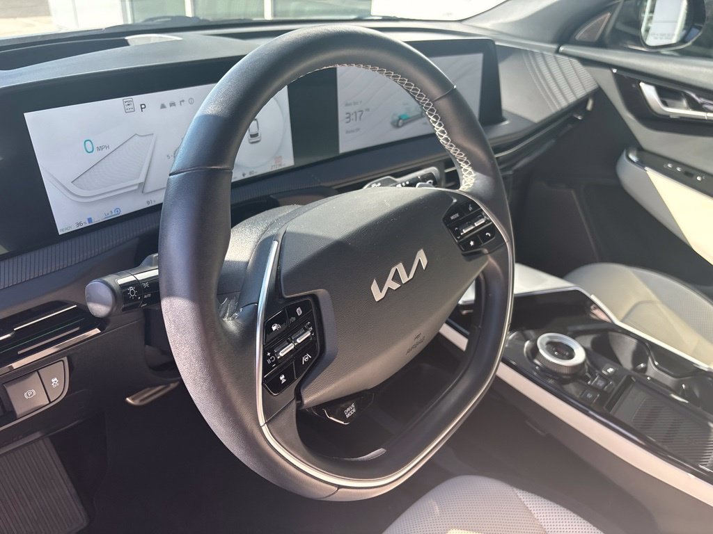 Certified 2023 Kia EV6 GT-Line w/ GT-Line White Seat Package AWD/4WD image 11