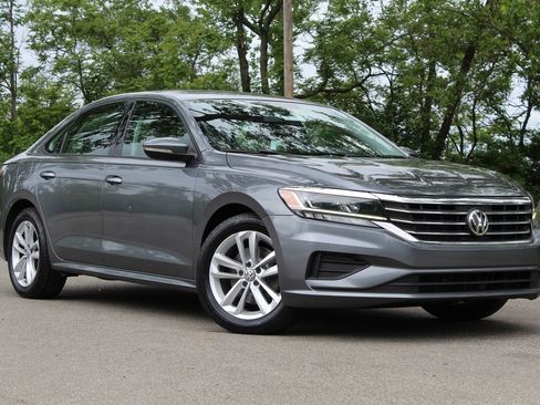 Used 2020 Volkswagen Passat 2.0T S FWD image 1