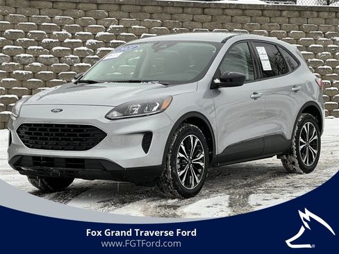 Certified 2021 Ford Escape SE w/ SE Sport Appearance Package image 1