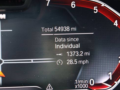 Used 2022 BMW 740i w/ M Sport Package RWD image 21