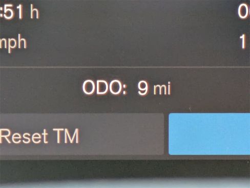 New 2026 Volvo XC40 B5 Ultra w/ Protection Package Premier image 40