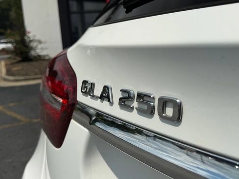 Used 2019 Mercedes-Benz GLA 250 4MATIC image 8