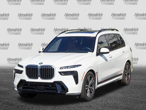 Certified 2025 BMW X7 xDrive40i w/ Executive Package AWD/4WD image 5