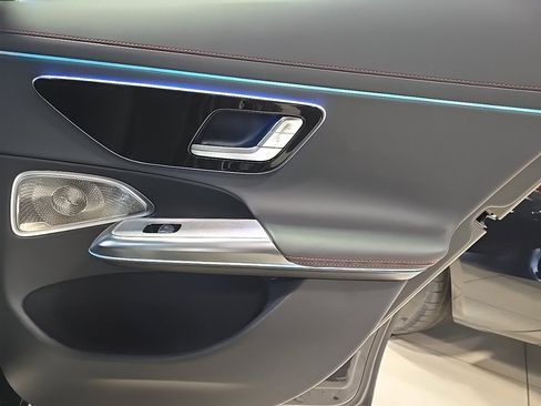 New 2026 Mercedes-Benz E 53 AMG e 4MATIC Sedan image 28