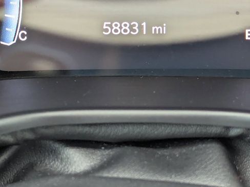 Used 2022 Jeep Compass Latitude image 11