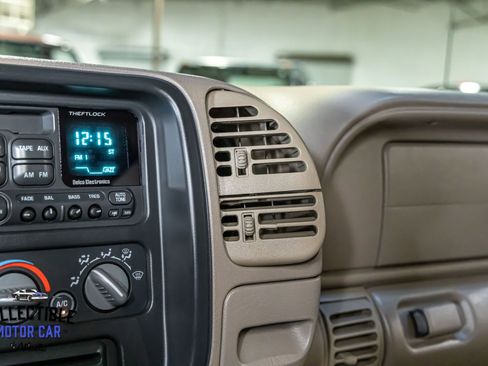 Used 1997 Chevrolet Suburban 2WD w/ Preferred Equipment Group 3 image 67