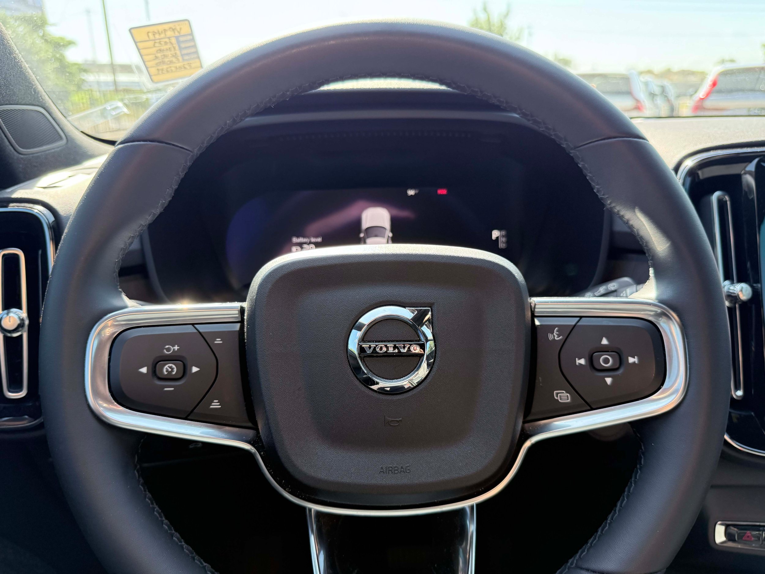 Certified 2023 Volvo XC40 Recharge Core AWD/4WD image 16