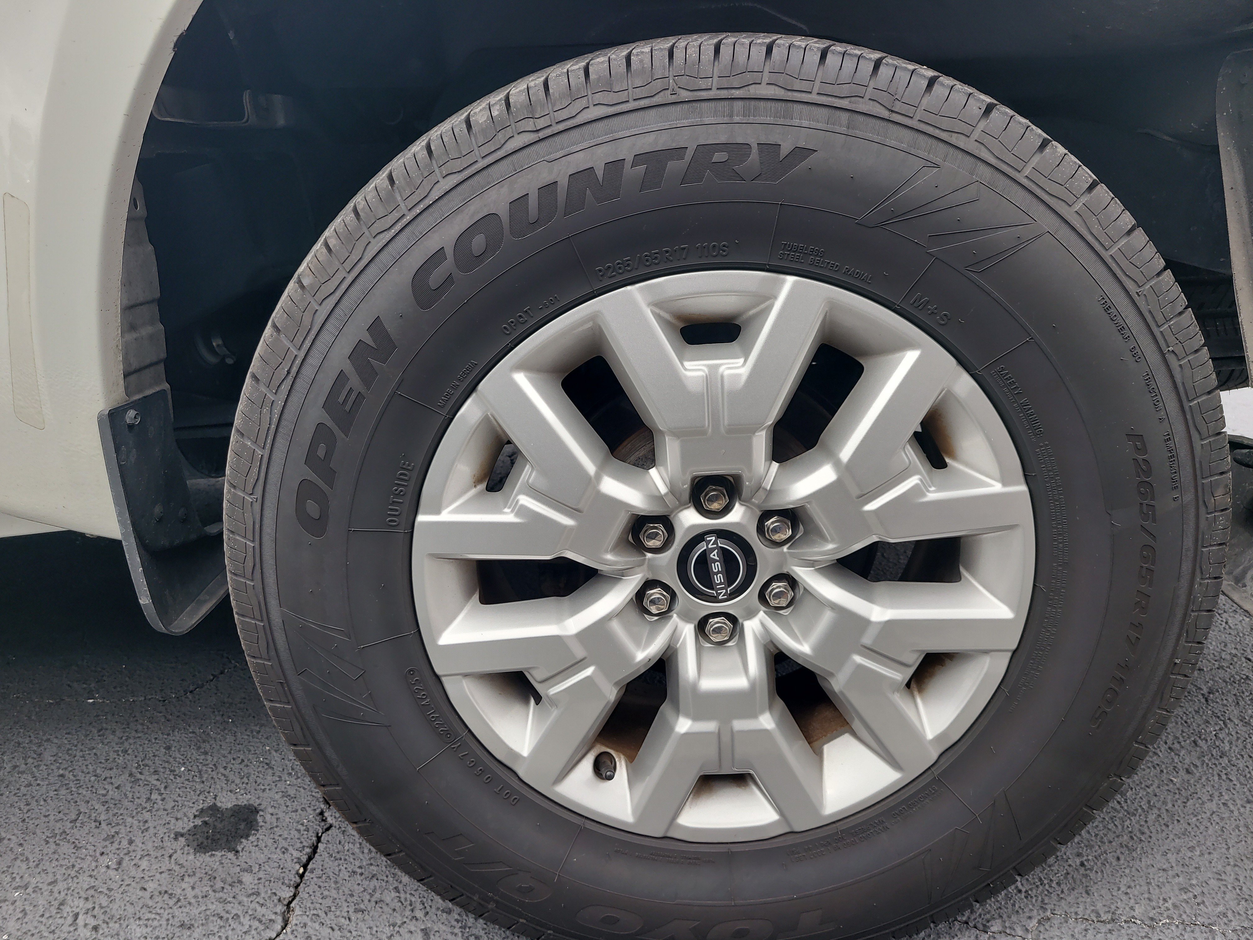 Used 2024 Nissan Frontier SV w/ SV Convenience Package RWD image 8