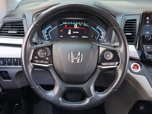 Used 2019 Honda Odyssey EX-L image 17