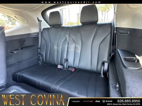 Used 2025 Acura MDX SH-AWD w/ Technology Package image 36