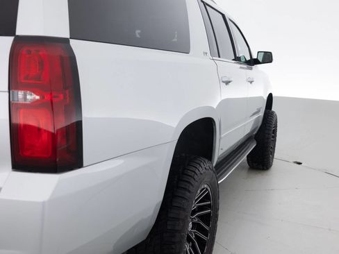 Used 2016 Chevrolet Suburban LTZ image 14