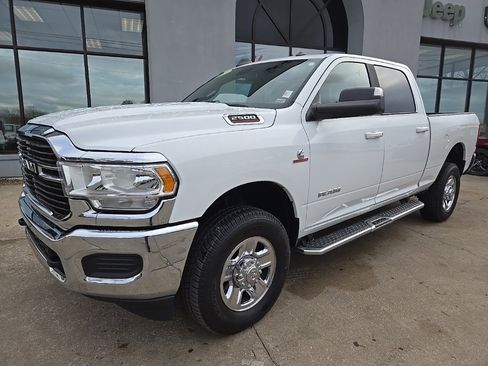 Used 2021 RAM 2500 Big Horn image 2