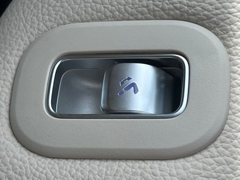 Certified 2022 Mercedes-Benz GLS 450 4MATIC image 35