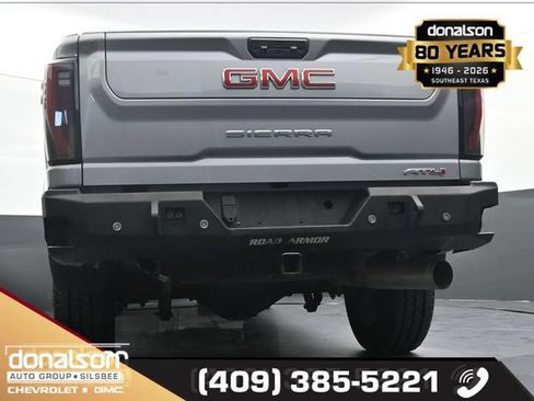 Used 2025 GMC Sierra 2500 AT4 w/ AT4 Premium Plus Package AWD/4WD image 16